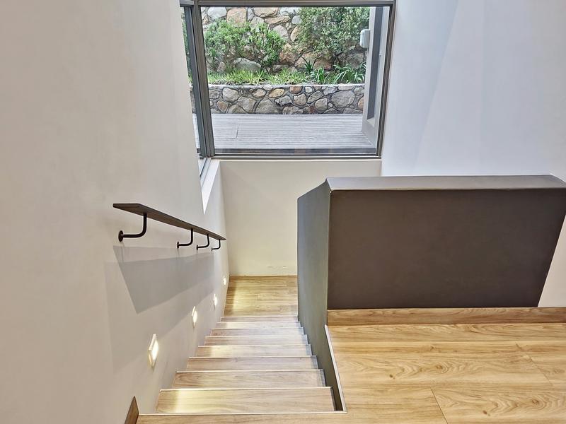 5 Bedroom Property for Sale in Bakoven Western Cape